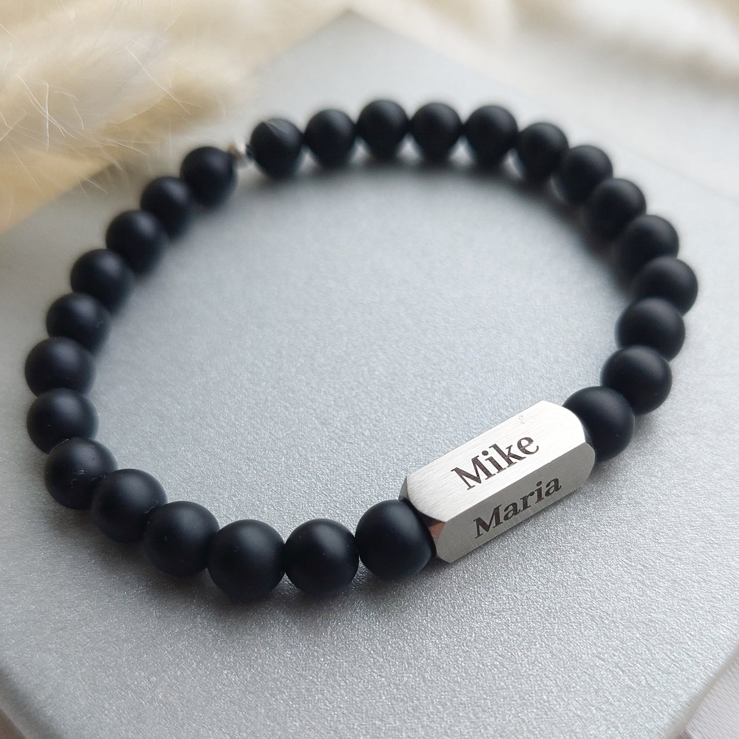 melnā ahāta vīriešu rokassprādze ar bērnu vārdiem, dāvana tētim