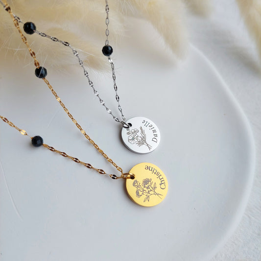 mēneša zieda kaklarota personalizēta ar vardu vai iniciāli, dzimšanas dienas dāvana